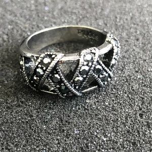 Lia Sophia: Corset: ring